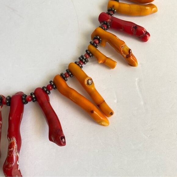 Coral Branch Necklace HUGE Beads Dyed Red Orange Maximalist Iris Apfel Vintage - Picture 5 of 13